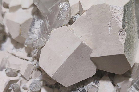 полевой шпат