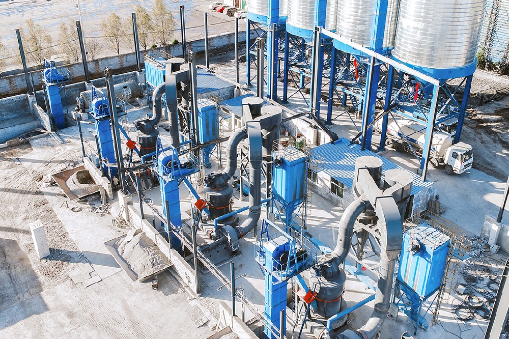 Как работает мельница Raymond с годовой производительностью 300 килотонн?